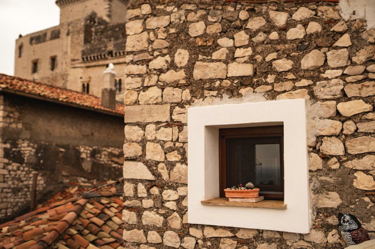 Aurora Medieval House Sermoneta Zewnętrze zdjęcie