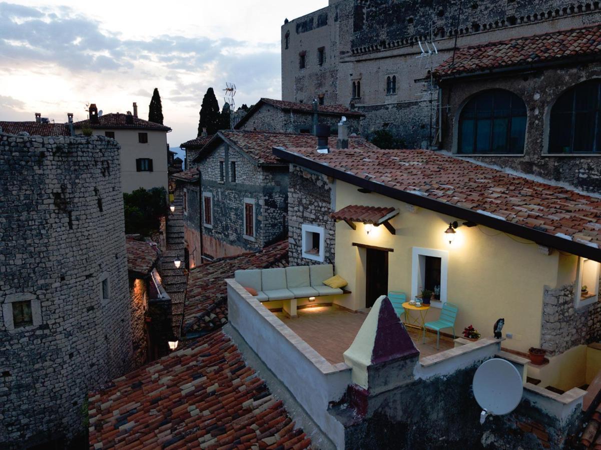 Aurora Medieval House Sermoneta Zewnętrze zdjęcie